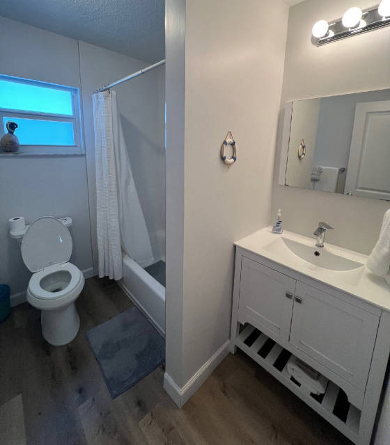 A7MainBath1.jpeg