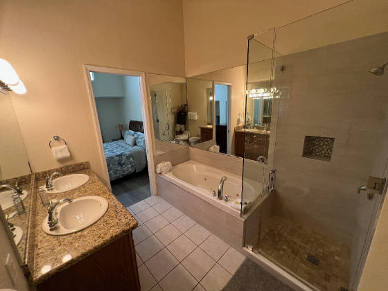 MasterBath7041.jpeg