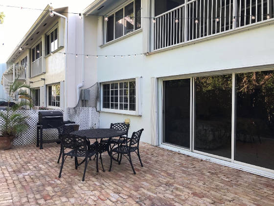 Patio807.jpg